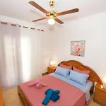 شقة Spiti Christos Apartment, Viros
