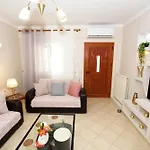 شقة Spiti Christos Apartment, Viros