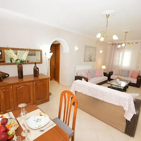 Spiti Christos Apartment, Viros * Corfu (city)