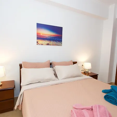 Spiti Christos Apartment, Viros Appartement *