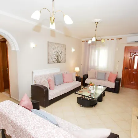Spiti Christos Apartment, Viros